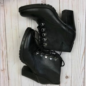 Steve Madden Lace Up Heel Botties
